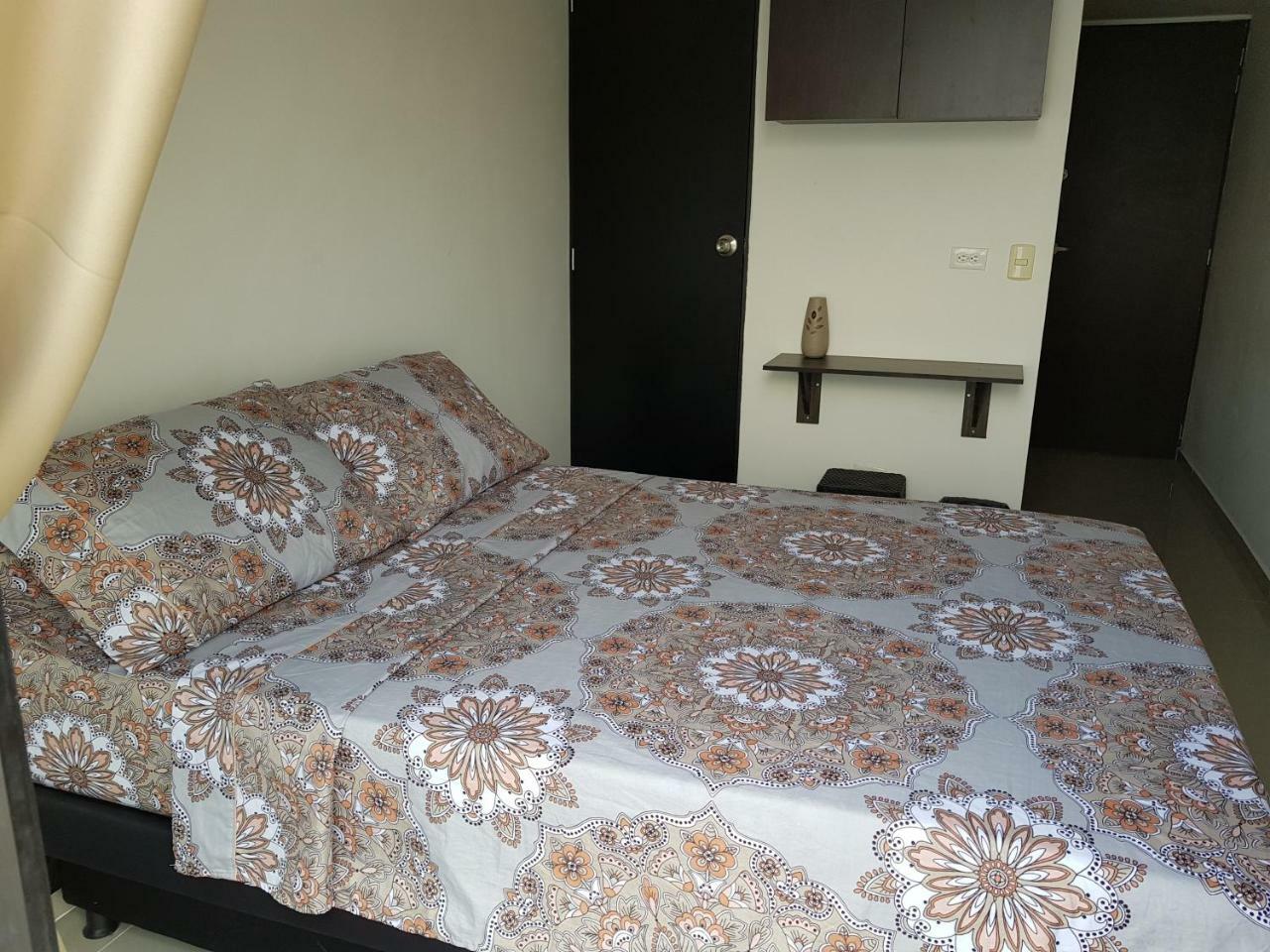 Apartasuites Medellin Los Molinos المظهر الخارجي الصورة